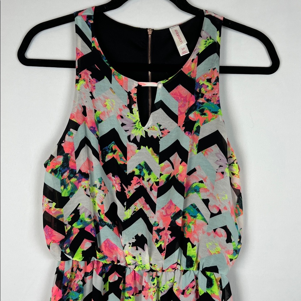 Floral Chevron Sundress - Picture 2 of 10